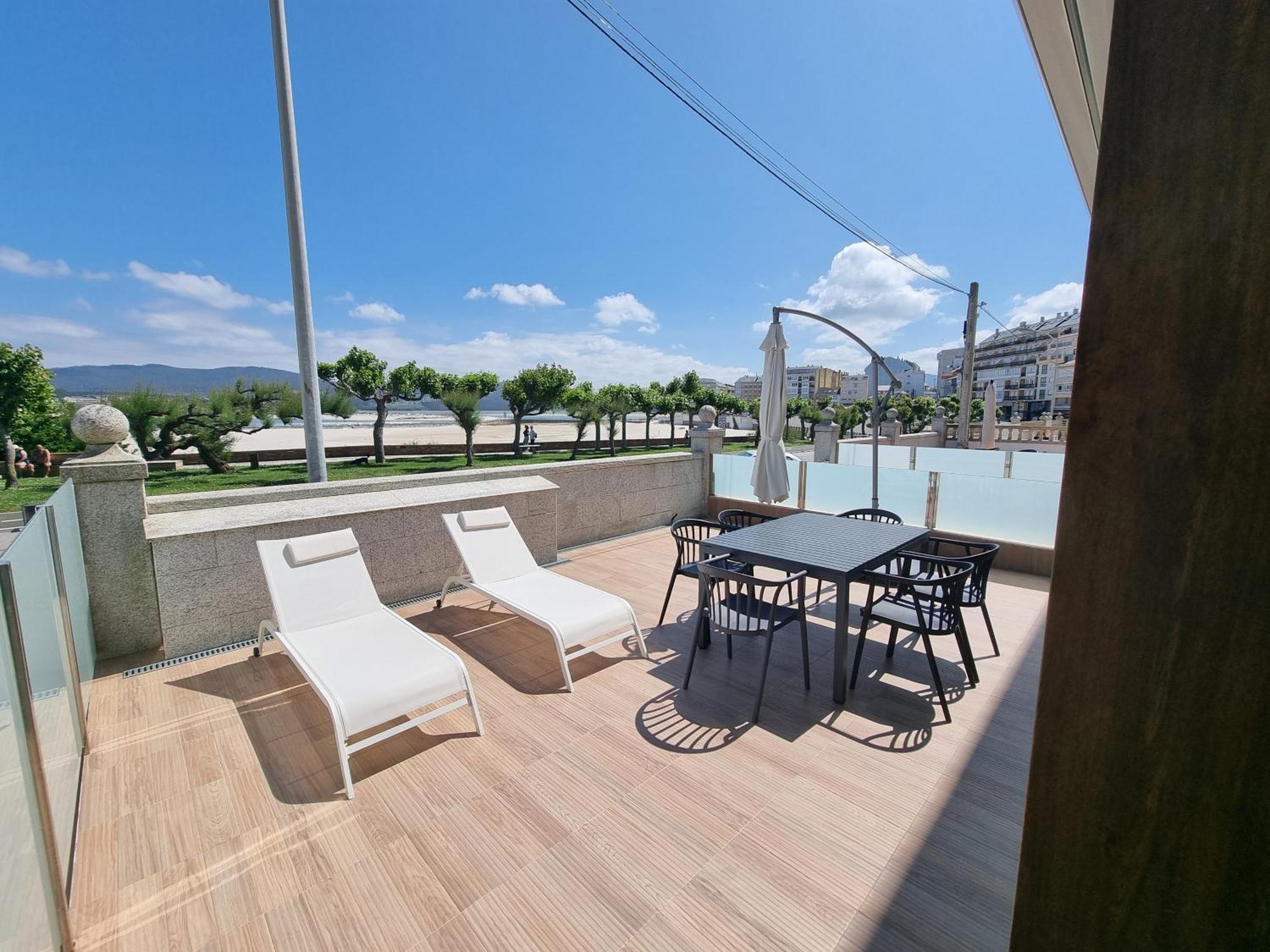 Foz Playa Rapadoira - Bajos Con Terraza Appartement Buitenkant foto